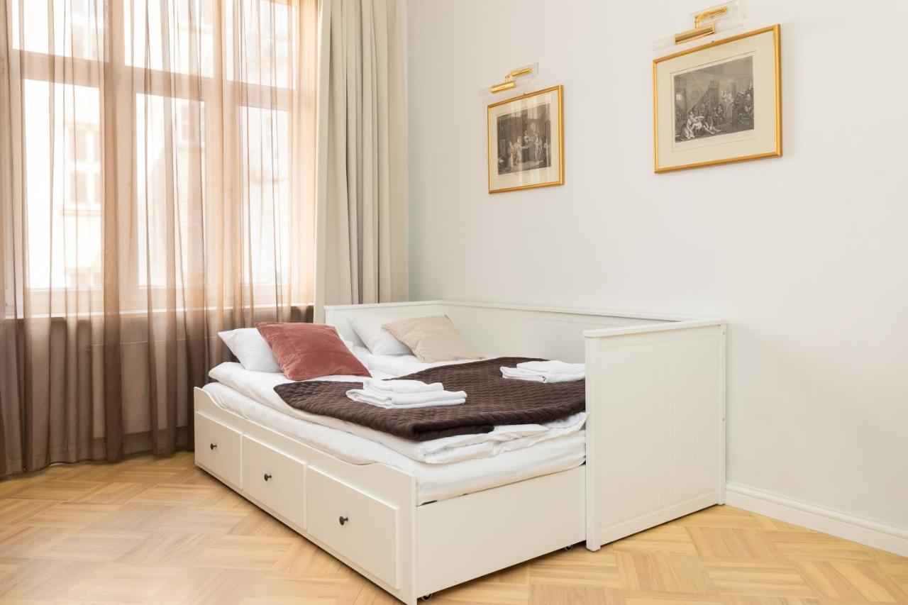 Marszalkowska 58 - Classy Two Bedroom Apartment With Balcony By Noclegi Renters وارسو المظهر الخارجي الصورة